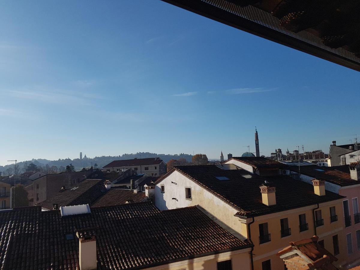 B&B Palazzo Regau วิเชนซา ภายนอก รูปภาพ